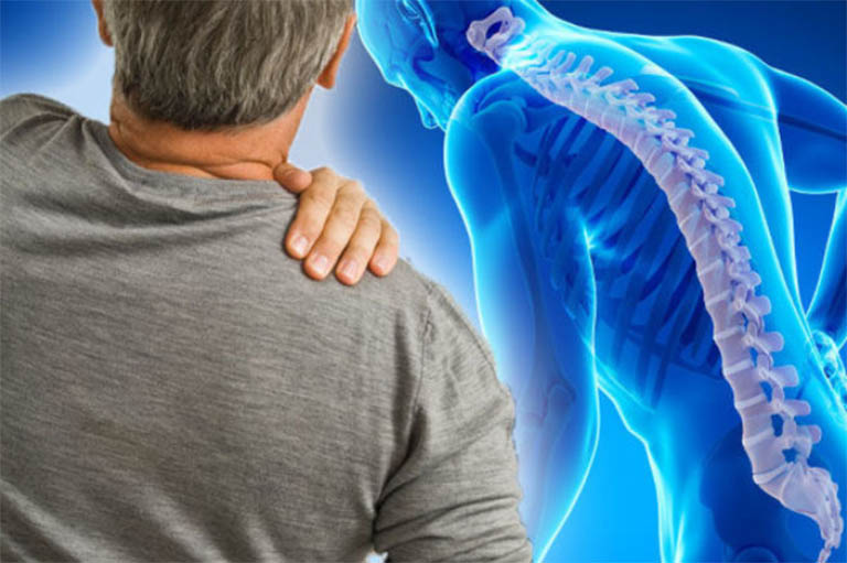 Đau lưng là tình trạng rất phổ biến nhiều người gặp phải