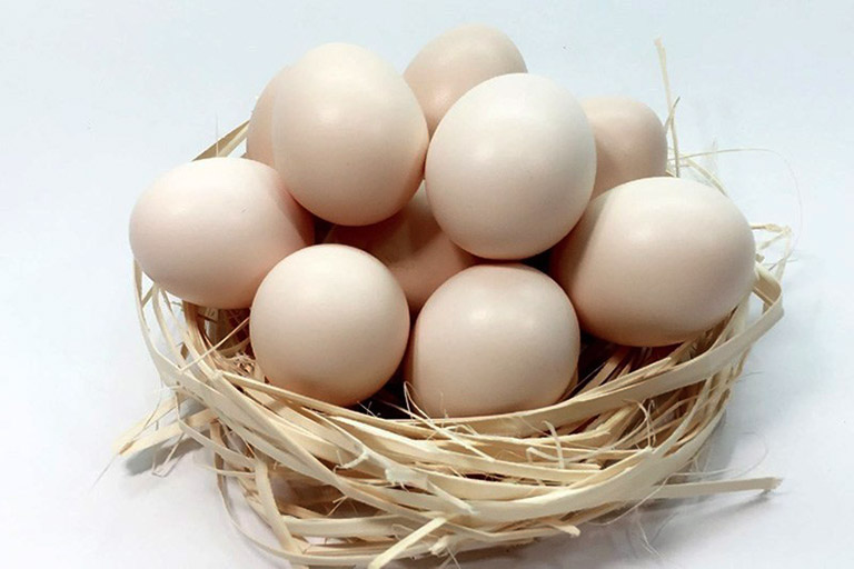 bệnh gout nên ăn trứng gì