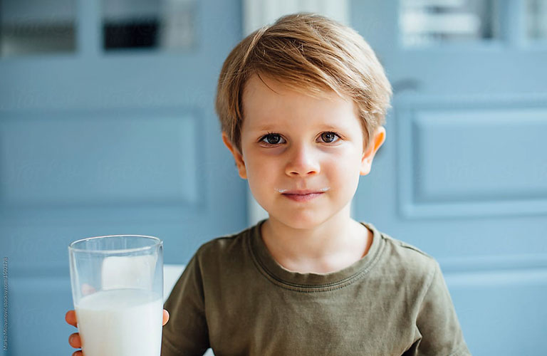 sữa tăng chiều cao cho bé 