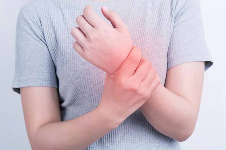 Cách chữa đau khớp cổ tay tại nhà