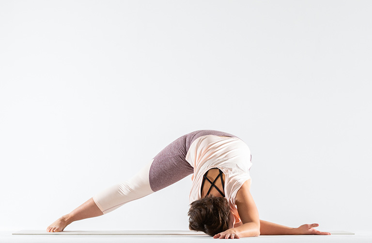 Bài tập yoga chữa đau khớp vai