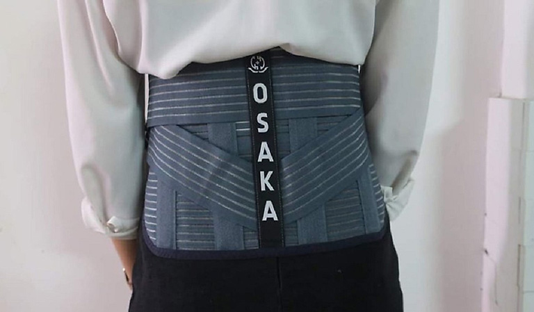 Đai đeo thoát vị đĩa đệm của Nhật Osaka