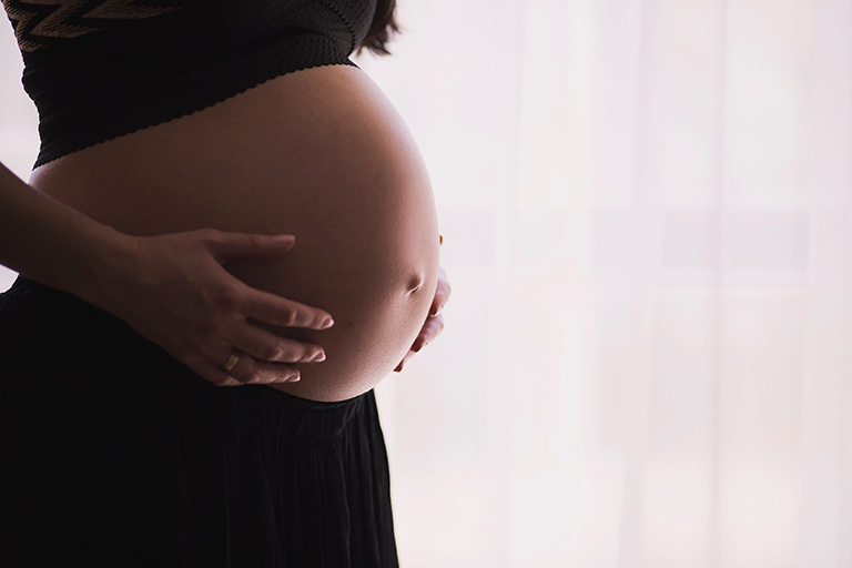 Phụ nữ mang thai không sử dụng Thấp Khớp Hoàn P/H