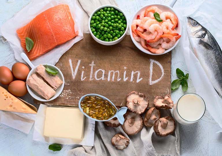 Mổ thay khớp háng nên ăn thực phẩm giàu Vitamin D