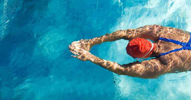 bơi lội tốt cho người bị loãng xương